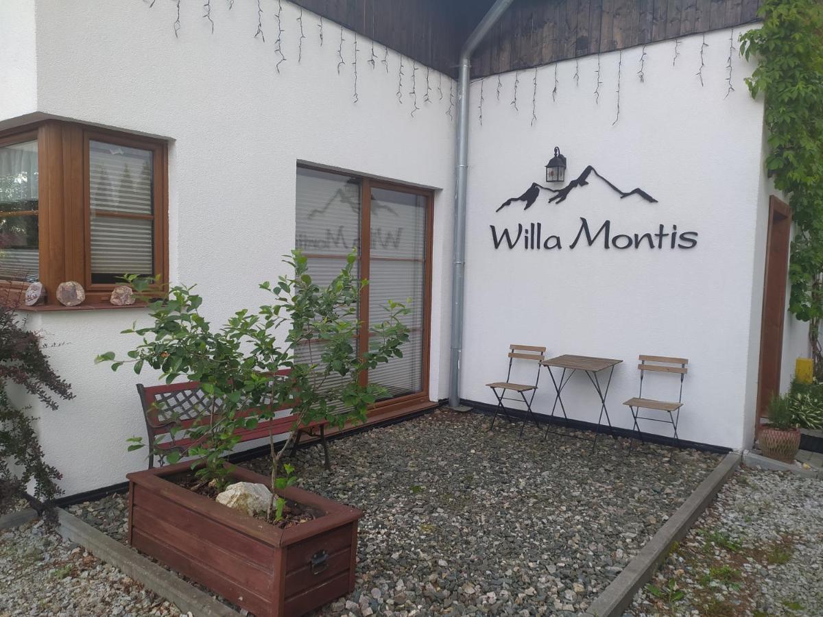 Willa Montis 斯克拉斯卡波伦巴 外观 照片